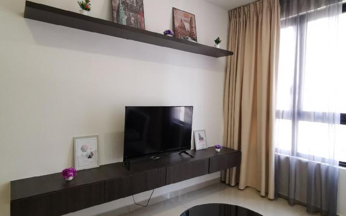 TRS- I-Suite @ i-City with 2 rooms