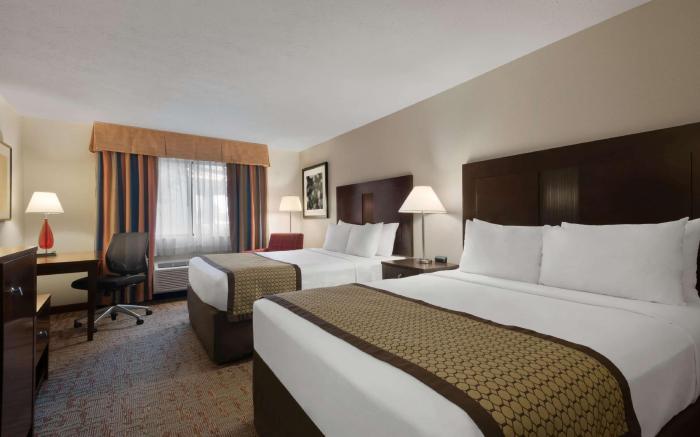 Baymont By Wyndham Belleville Airport Area