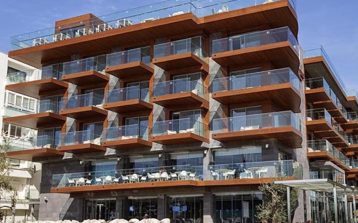 DoubleTree by Hilton Hotel Kusadasi
