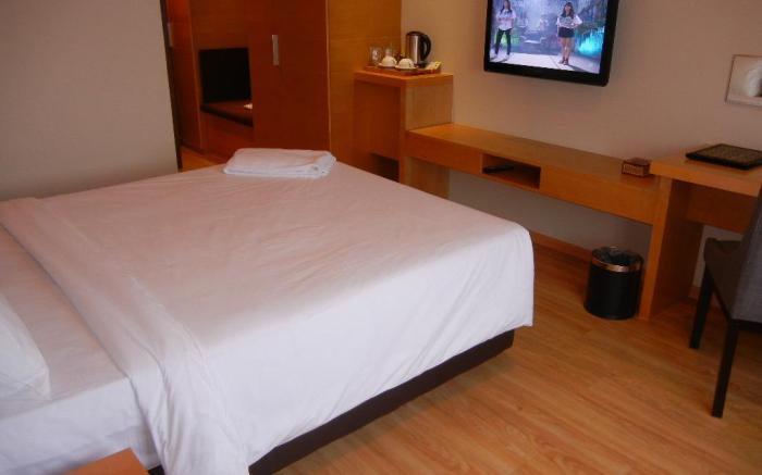 C'haya Hotel