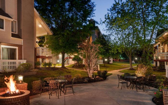 Hawthorn Suites by Wyndham Tinton Falls