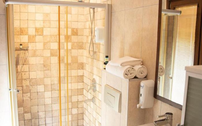 THE HERA SUİT HOTELS