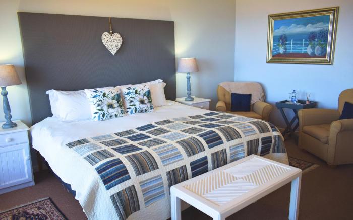 Amzee Bokmakierie Guest House