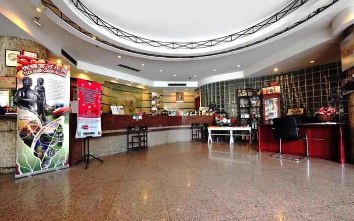 Hotel Emas 