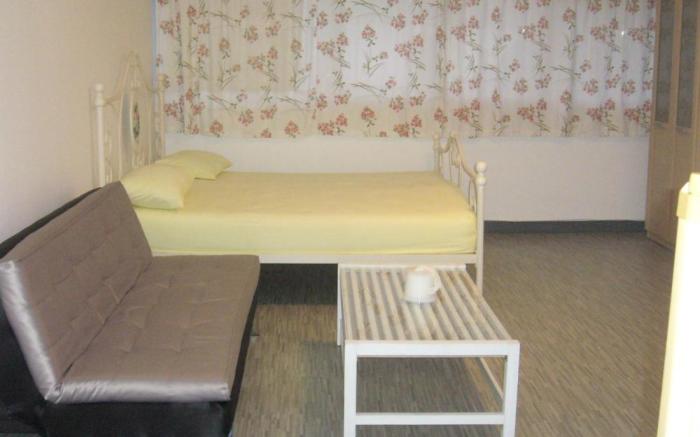 Chan Kim Don Mueang Guest House, located in Pak Kret