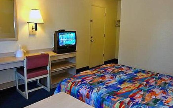 Motel 6-Youngtown, AZ - Phoenix - Sun City