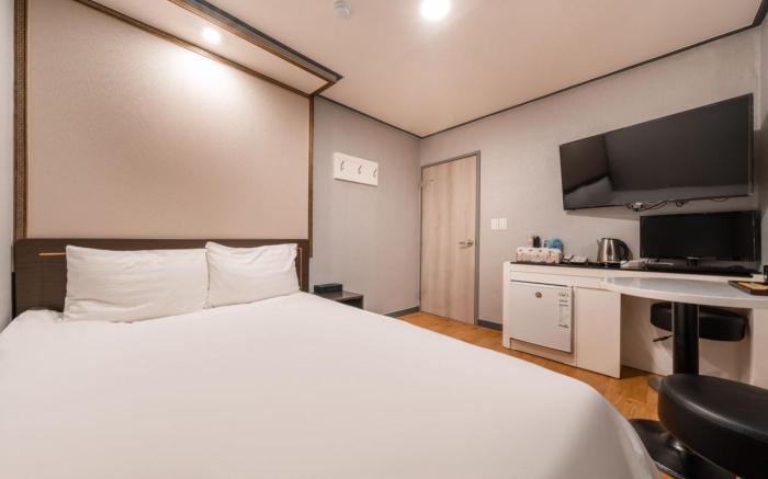 Gangseo (Gimpo Airport) Bank Motel