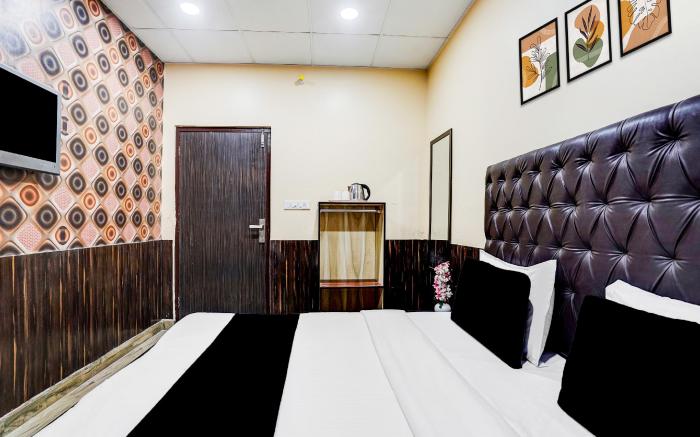 Super Collection O Burlton Park Jalandhar Formerly Hotel R1 Inn