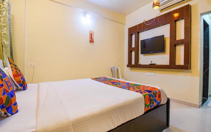 FabHotel 4 Star Executive