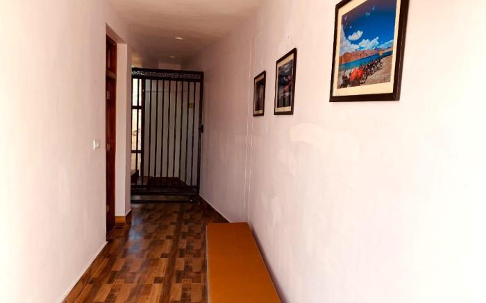 Milam Hostel 