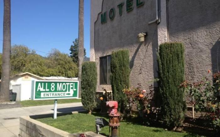 All 8 Motel