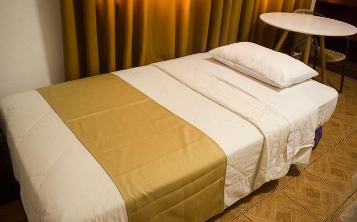 PLAZA MAYOR LIMA HOSTAL