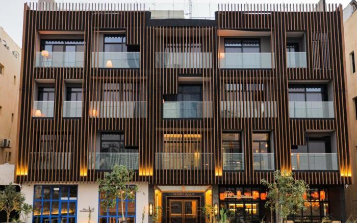 Tajreed suites