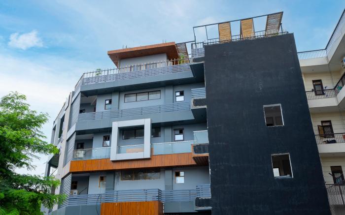 Noida Business Suites