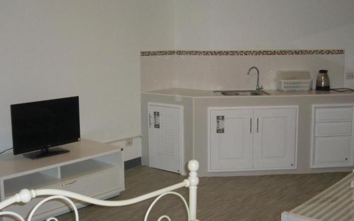Chan Kim Don Mueang Guest House Triple room