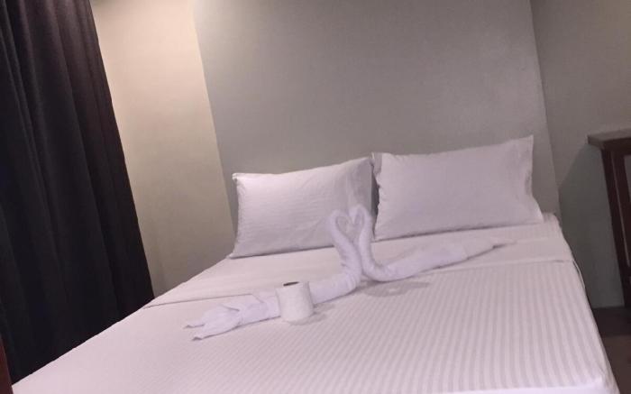 Spacious Studio Apartment B206