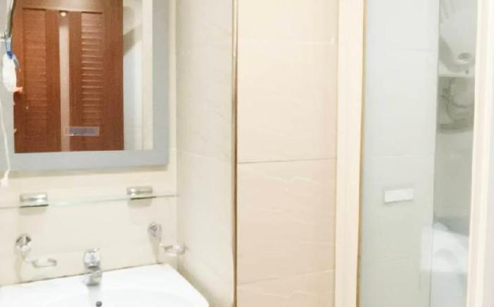 Ximending (Emei 61) elevator, 2 minutes to the MRT