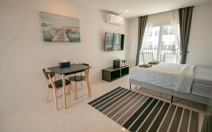 Mantra Beach Condominium Studio - M274