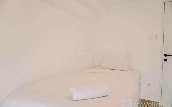 Spacious 3BR at Loft Kingland Avenue By Travelio