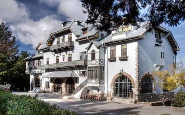 Elafos Hotel