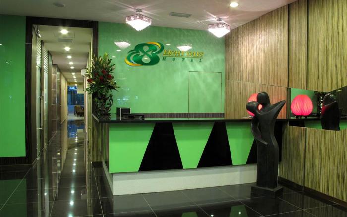 Eight Days Hotel Permas Jaya
