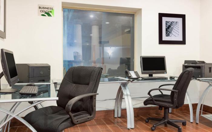 Wingate by Wyndham Athens Near Downtown