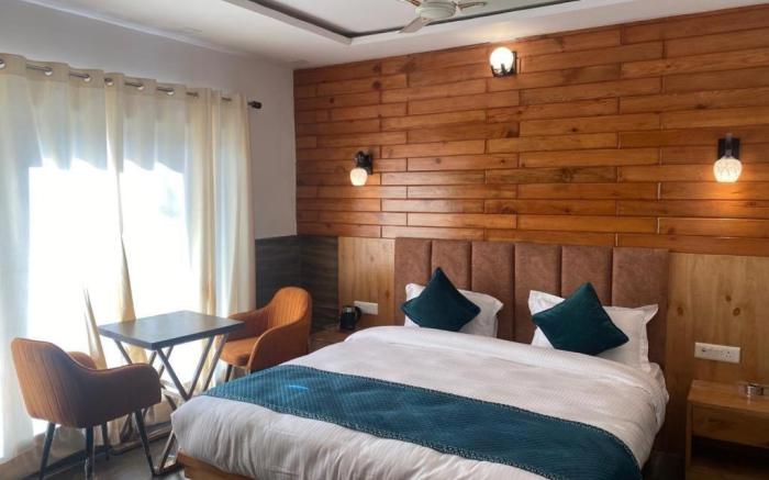 The Aesthetic Hotel & Restaurant