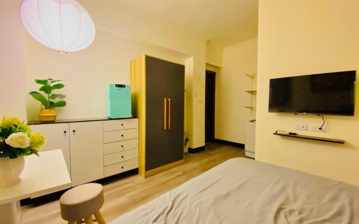 Cozy studio in heart of Tainan!