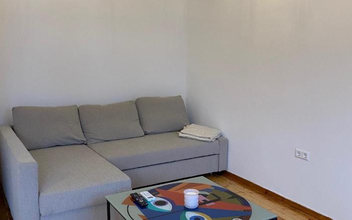 Modern, centrally located apartment