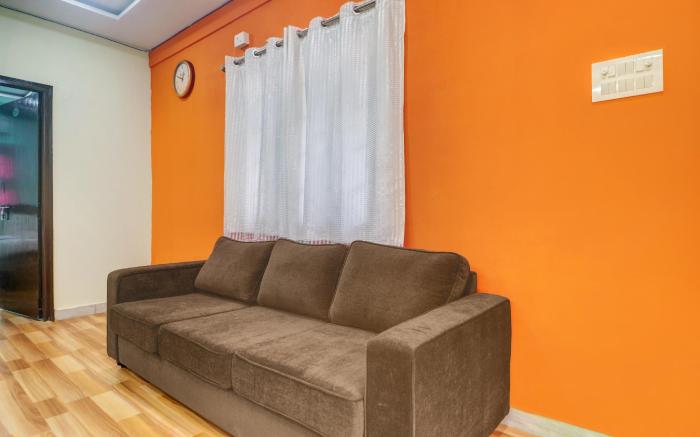Hotel O S Grand Residency