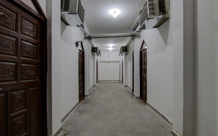 Hotel O R S Guest House