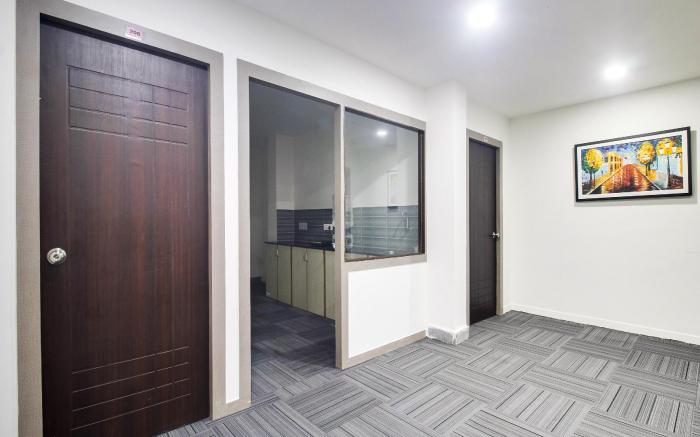 Hotel O Holiday Banjara