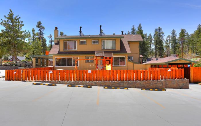 Bear Creek Resort 