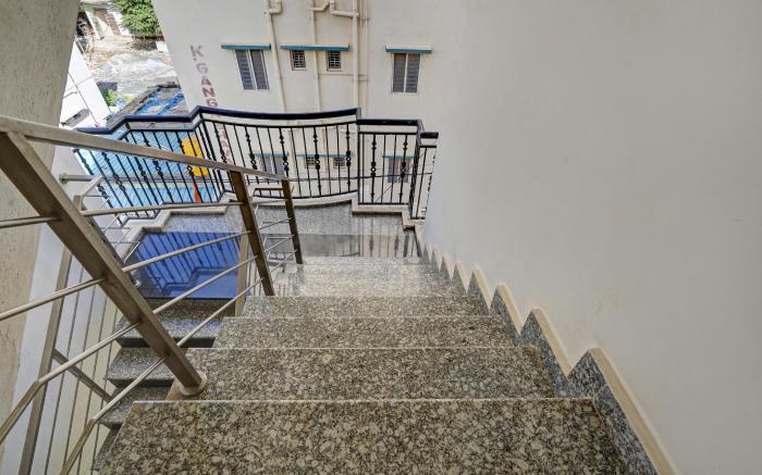 Super OYO Collection O Coastal Grand