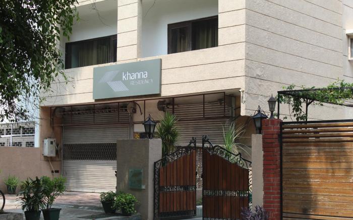 Hotel  Khanna Residency