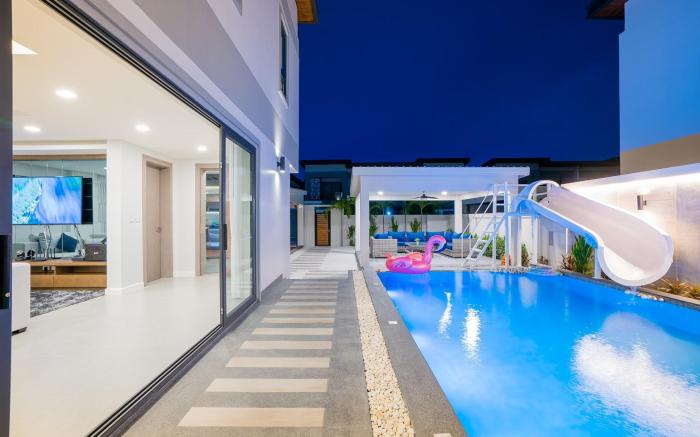 Let's Fun Pool Villa