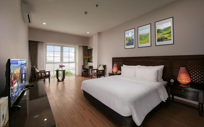 Azure Sapa Hotel