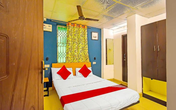 Hotel O Grand Residency Near Kasi Talkies