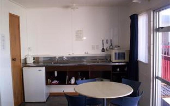 Broadway Motor Inn