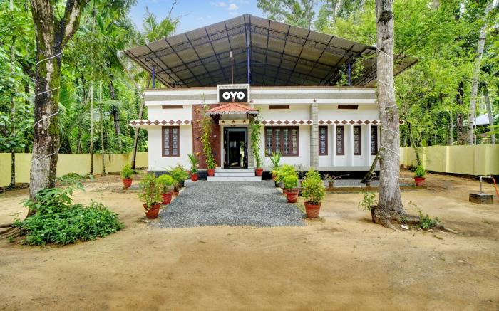 Hotel O Revathy Tourist Home