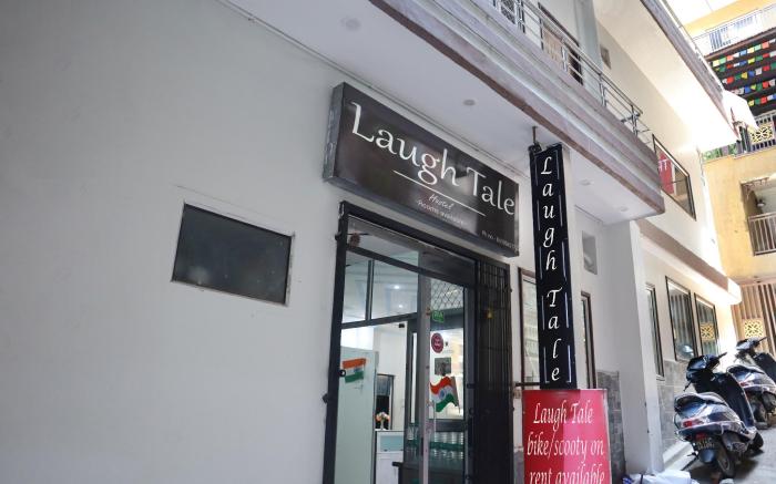 Laugh tale hostel
