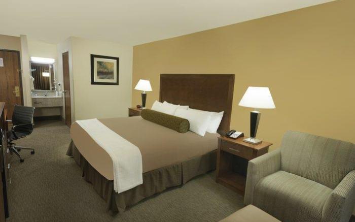 Best Western PLUS Atrium Inn