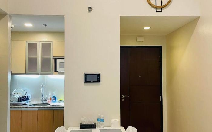 Mactan Newtown One bedroom with 2 Seaview beds 