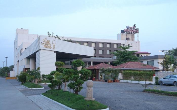 Monk's Nirvanaa Hotel & Resort