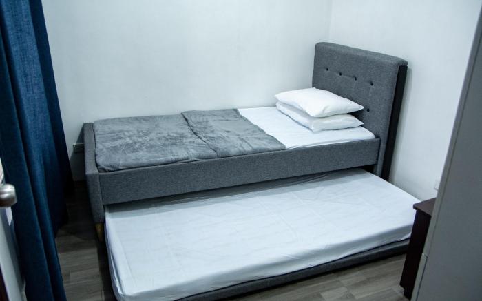 Gibbz Apartelle (Unit 205) Imus, Cavite