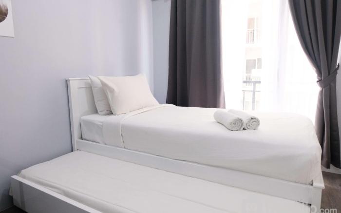 Comfy Studio Apt Grand Asia Afrika By Travelio