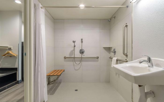 Studio 6  Suites Perris, CA