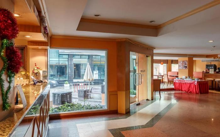 Eastiny Bella Vista Hotel