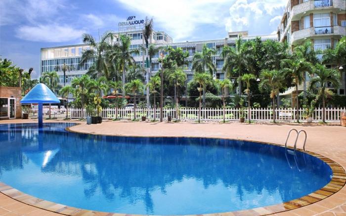 New Wave Hotel