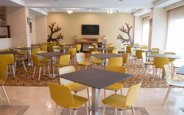 Holiday Inn Express & Suites Cuernavaca By IHG